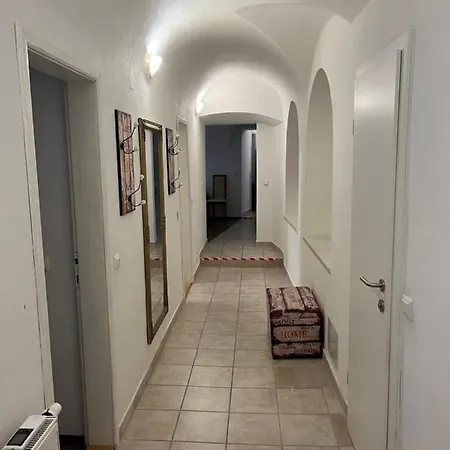 Under The Castle * 卢布尔雅那